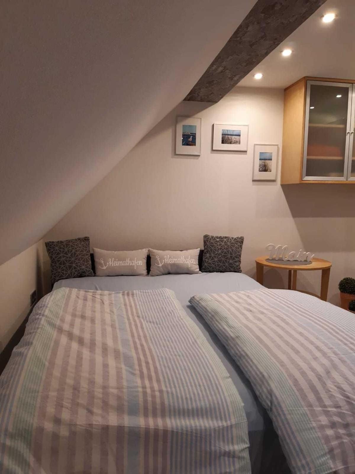 Ferienwohnung Zum Lotsen, 45227 Jemgum ภายนอก รูปภาพ
